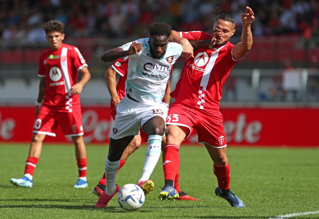 Serie B, lasciano Pisa e Cosenza ma arriva il Monza dalla A