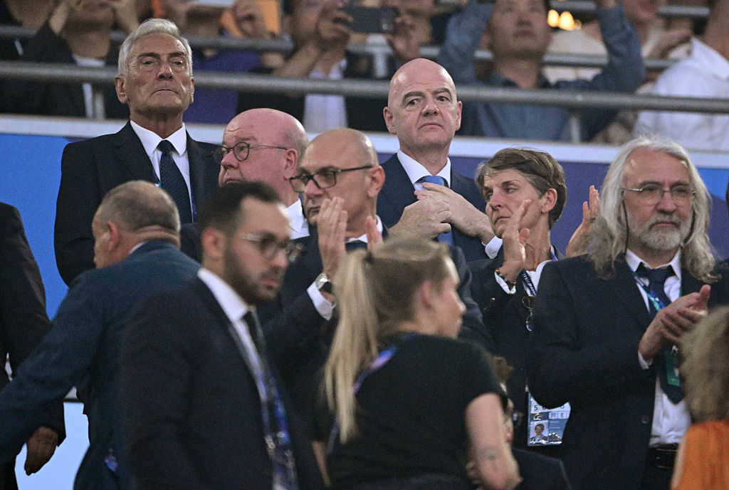 Bari, Gravina sugli stadi: “Siamo in ritardo, ma c’è speranza”