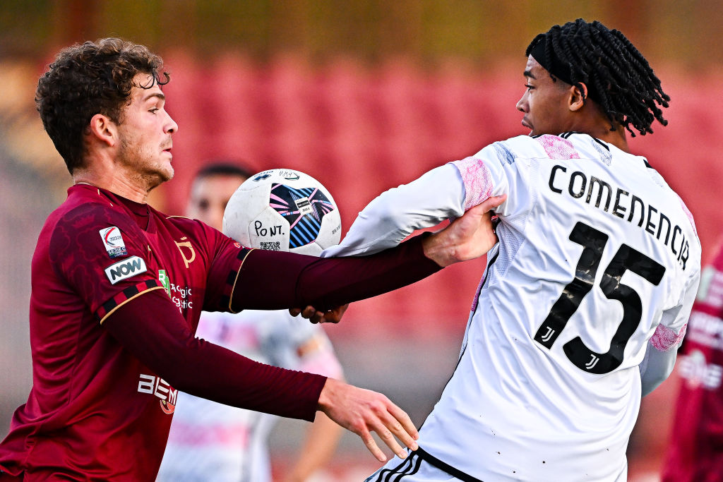 Mercato Bari, idea Calvani dal Genoa per rinforzare la difesa