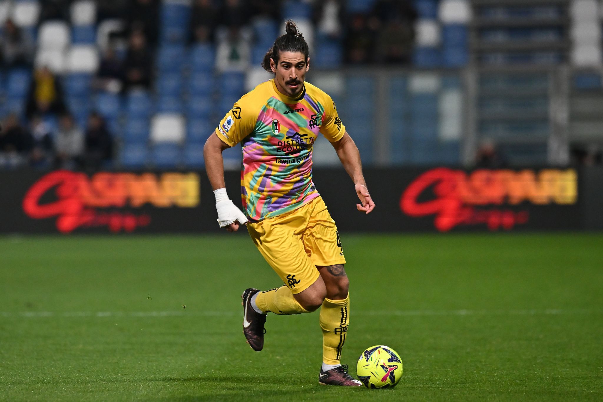 Il Bari presenta Nikolaou: “Voglio la Serie A, mi sento pronto”