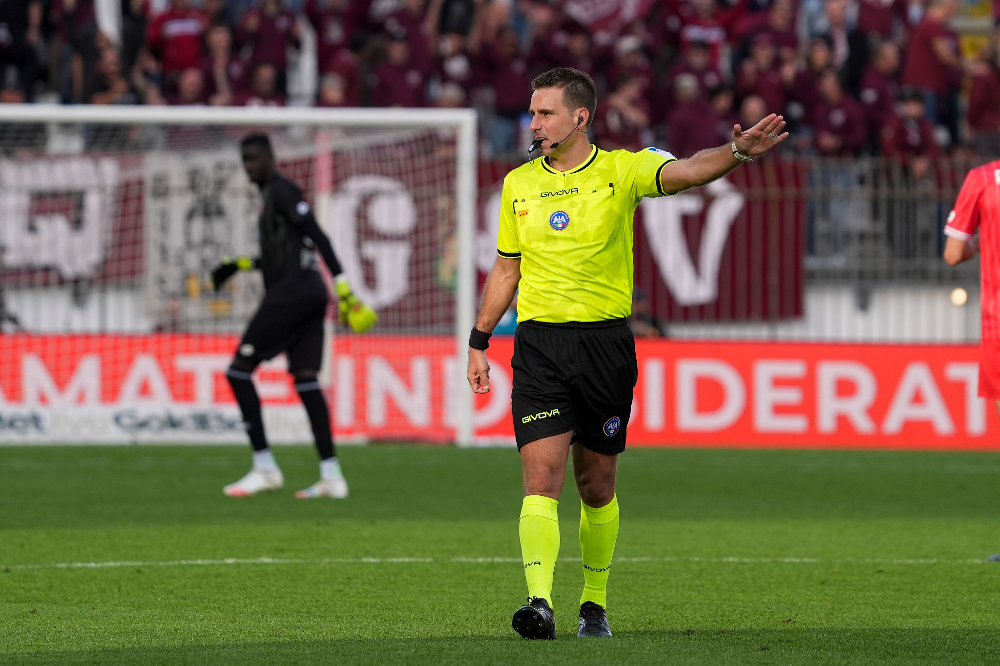 Designato l’arbitro per Bari-Frosinone: la direzione della sfida affidata a Perri