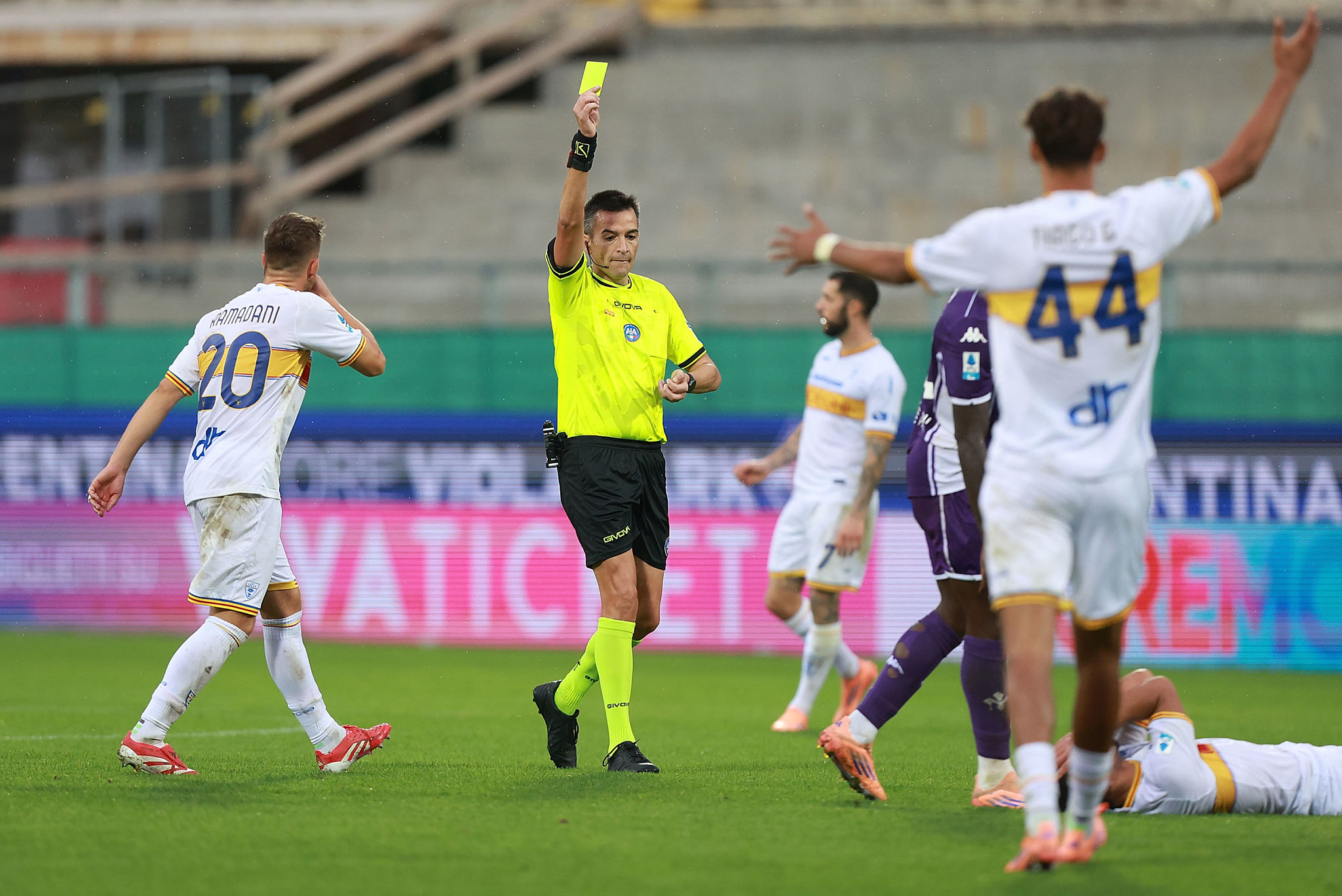 Bari-Catanzaro ai raggi x: la moviola della direzione di Rapuano