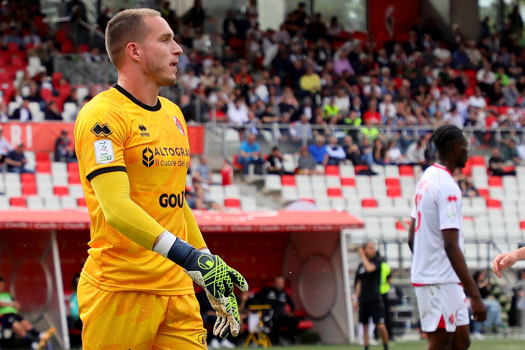 Radunović riparte dalla B: l’ex portiere del Bari è un nuovo giocatore dello Spezia