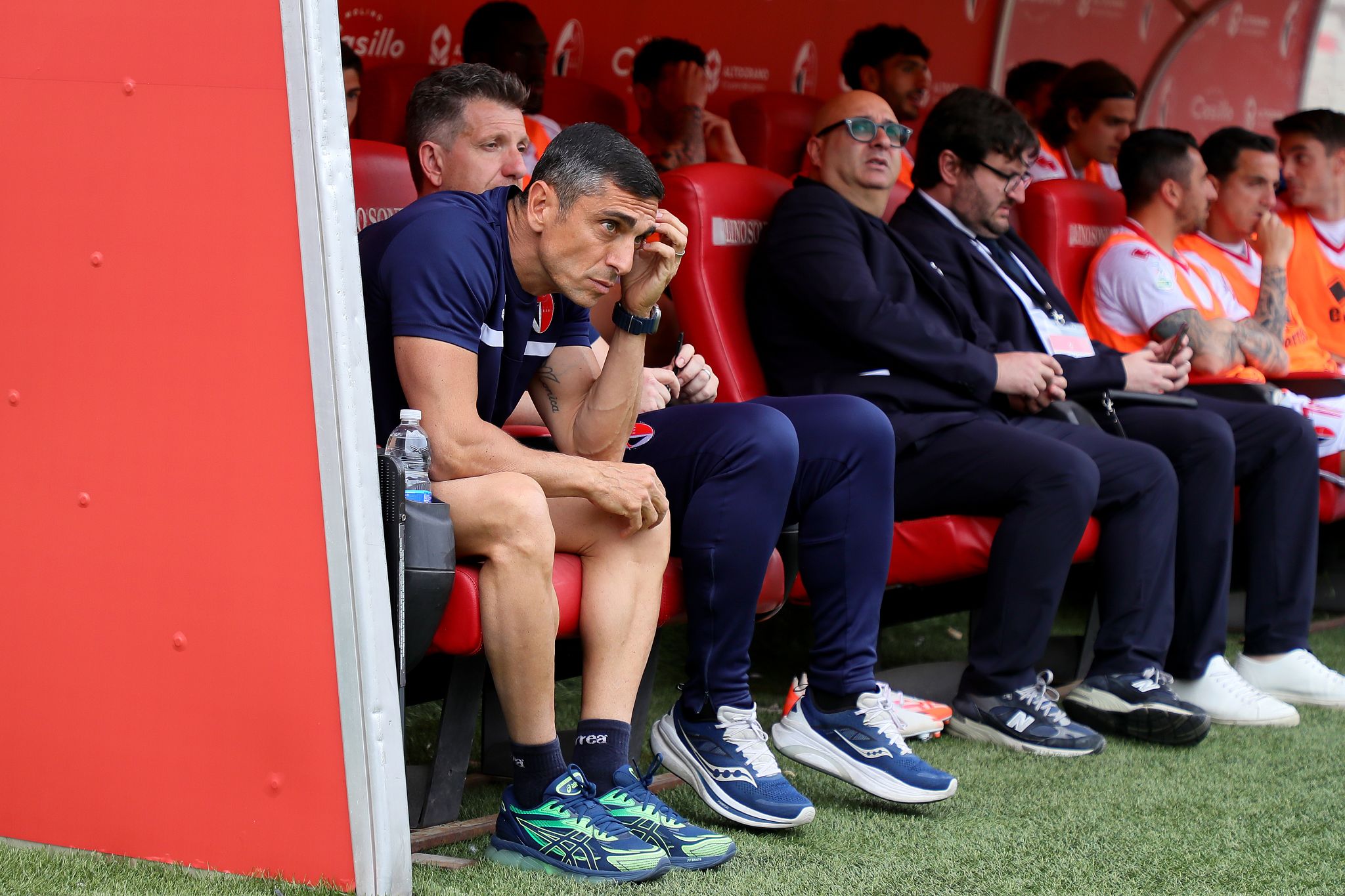 ✓ Longo ridisegna il Bari: mercato in entrata e uscita in stand-by