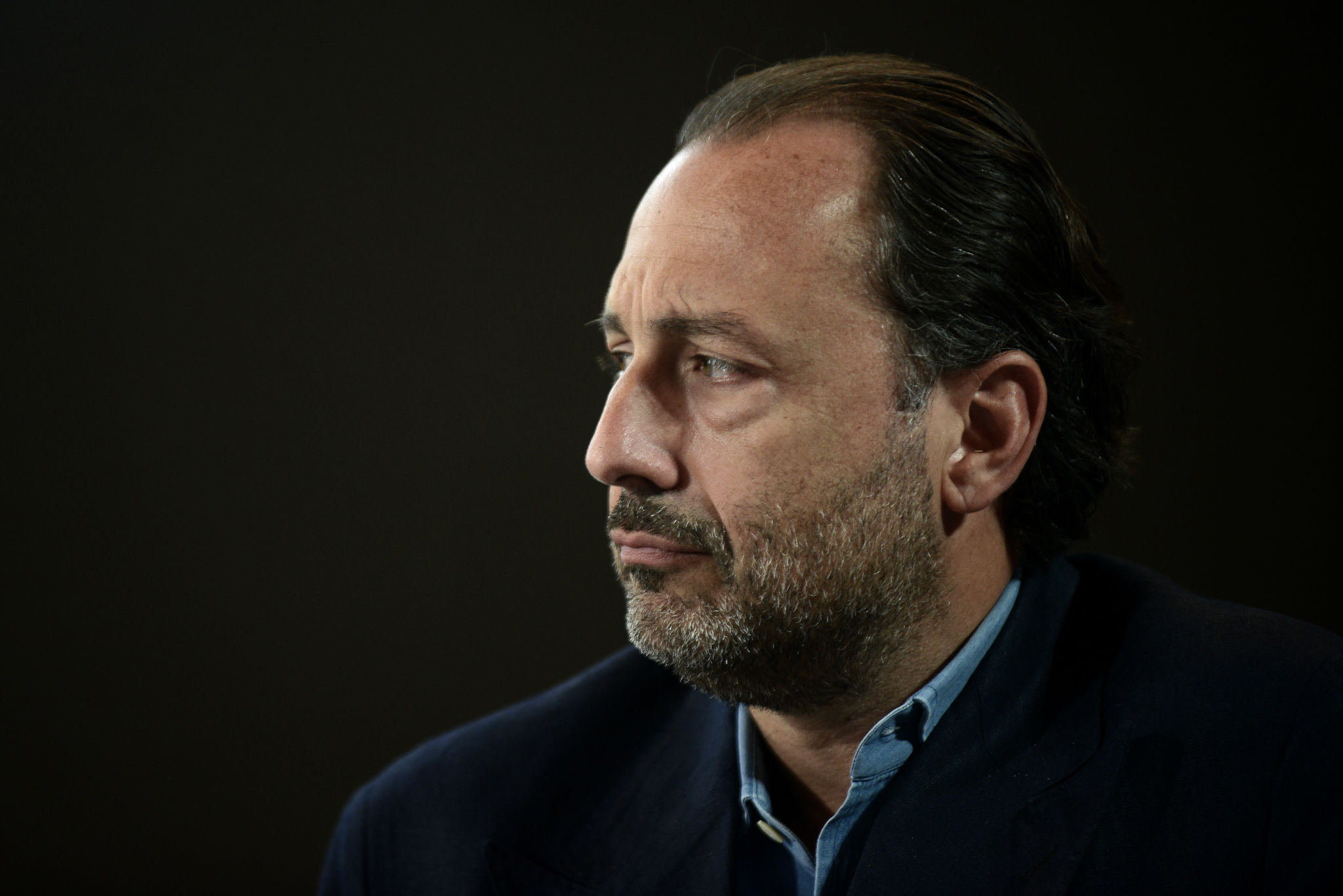 [Social] Vertice in casa De Laurentiis per il futuro del Bari: in bilico le posizioni di Vivarini e Magalini