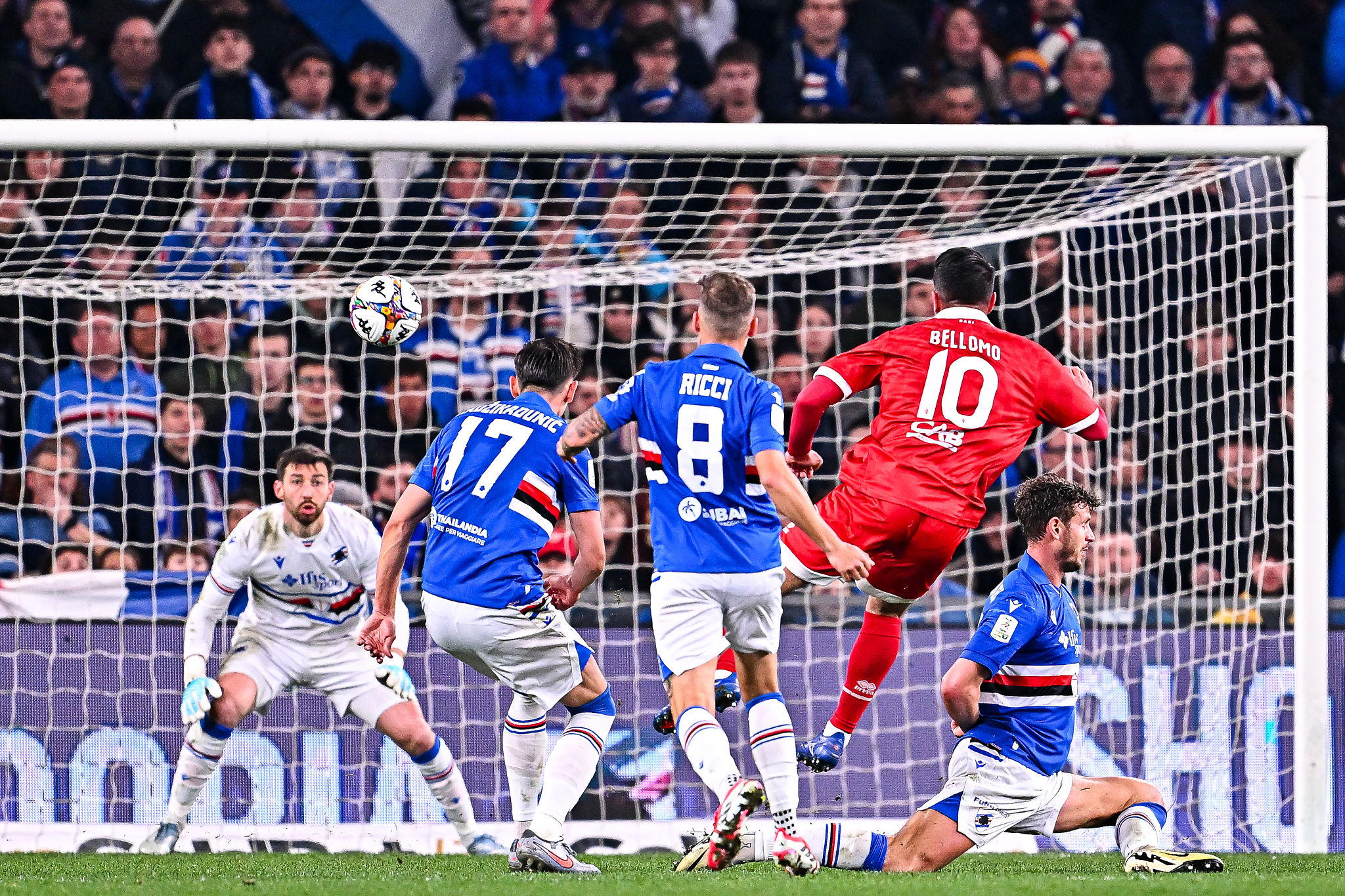 Bellomo, un gol per Longo. Il mister lo elogia: "Un professionista"