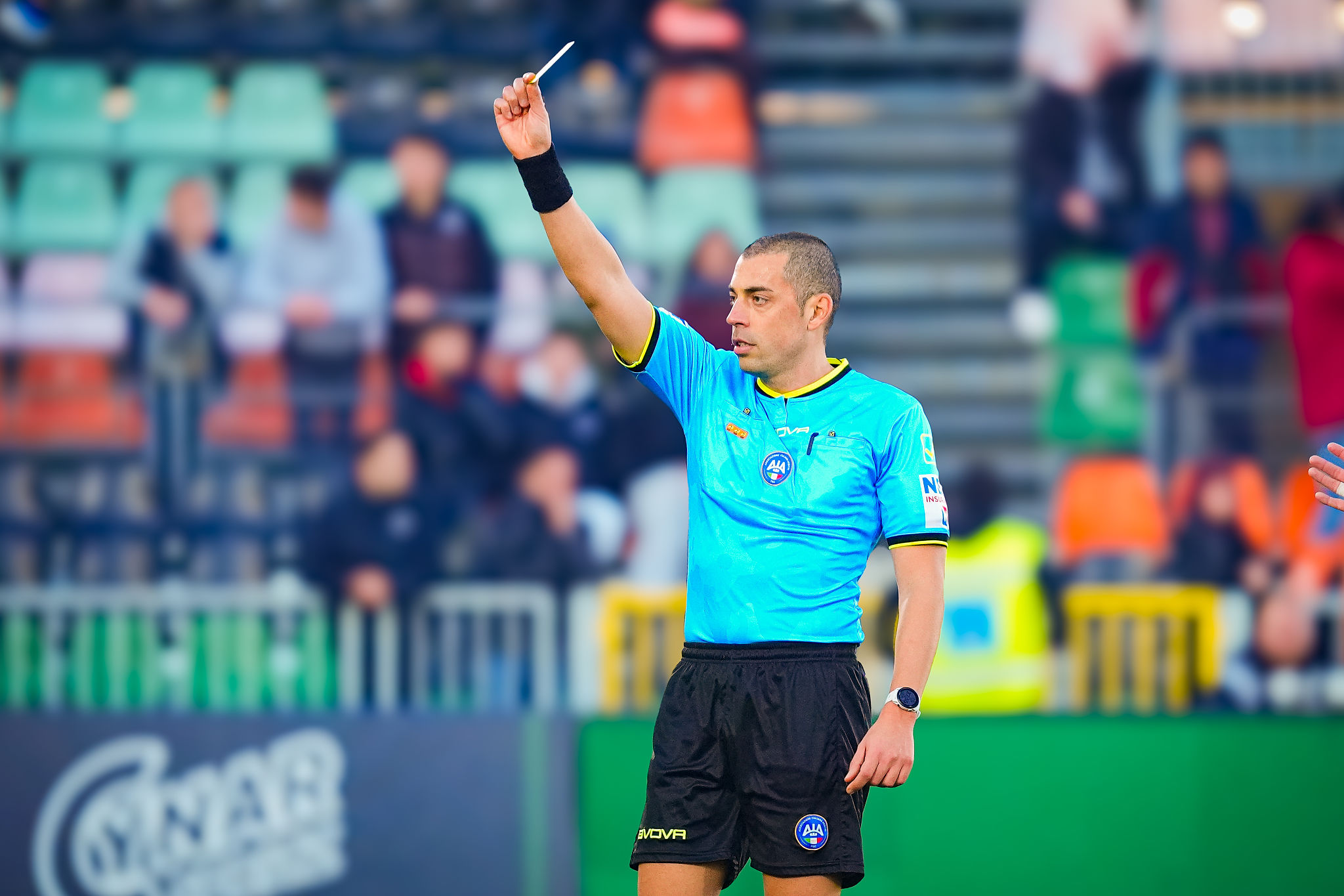 Galipò arbitra Pescara-Bari: due i precedenti con i biancorossi